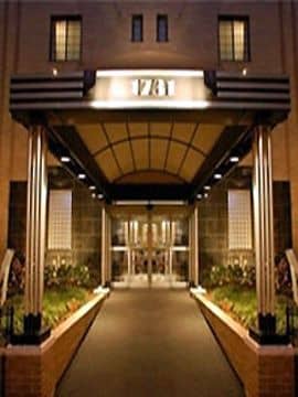 CARLYLE SUITES