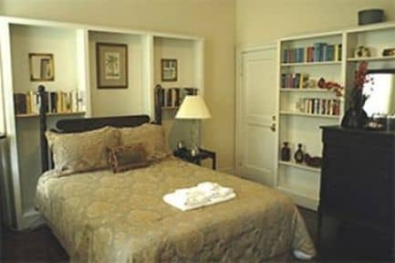 BLOOMINGDALE INN BLOOMINGDALE INN