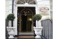 Opulence Hotel