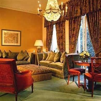 Parkes Hotel