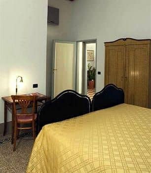 Casa Rovai Guest House