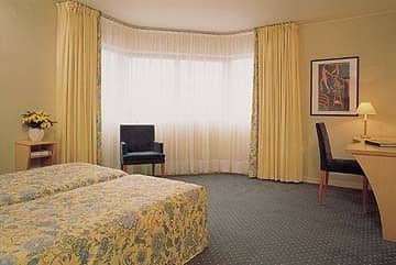 AC & TULIP INN LEIDERDORP