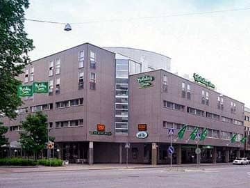 HOLIDAY INN HOLIDAY INN
