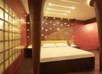 Victoria Court Cuneta Hotel