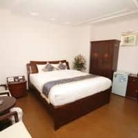 Golden Lake View Hotel