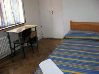 Hostal Residencia Arti II Hostal Residencia Arti II