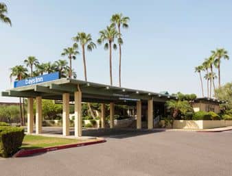 DAYS INN SCOTTSDALE/FASHION SQ