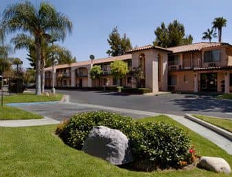 DAYS INN SAN BERNARDINO/REDLANDS DAYS INN SAN BERNARDINO/REDLANDS