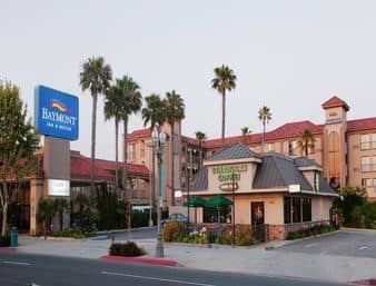 BAYMONT INN & SUITES - LAX/LAW