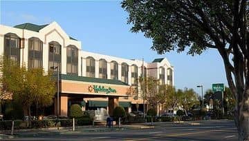 HOLIDAY INN LONG BEACH (DWTN A HOLIDAY INN LONG BEACH (DWTN A