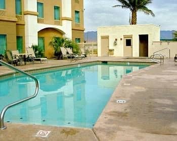 HAMPTON INN - SUITES PALM DESE HAMPTON INN - SUITES PALM DESE