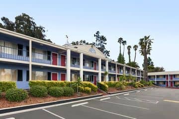 TRAVELODGE SAN DIEGO MISSION V