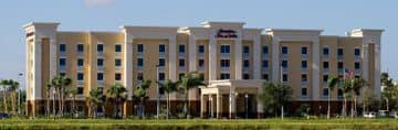 HAMPTON INN - SUITES FORT MYER