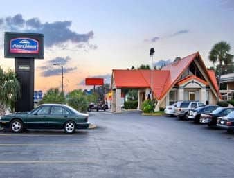 HOWARD JOHNSON EXPRESS INN - TAMPA NORTH/BUSCH GARDENS