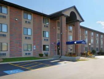 BAYMONT INN & SUITES O'HARE/EL