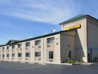 SUPER 8 MOLINE