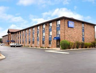 BAYMONT INN & SUITES NAPERVILLE BAYMONT INN & SUITES NAPERVILLE