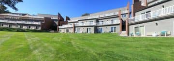 RIVER INN & SUITES