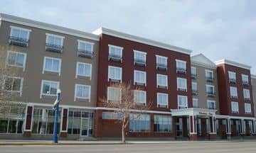 BEST WESTERN PLUS CHATEAU INN SYLVAN LAKE