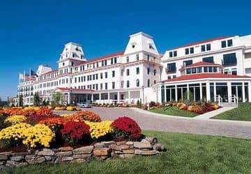 WENTWORTH BY THE SEA, A MARRIOTT HOTEL & SPA WENTWORTH BY THE SEA, A MARRIOTT HOTEL & SPA