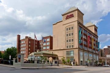 HAMPTON INN - SUITES BUFFALO-D HAMPTON INN - SUITES BUFFALO-D