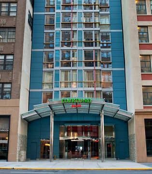 Courtyard New York Manhattan/SoHo