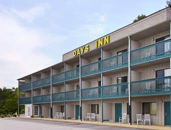 DAYS INN WAYNESVILLE NC