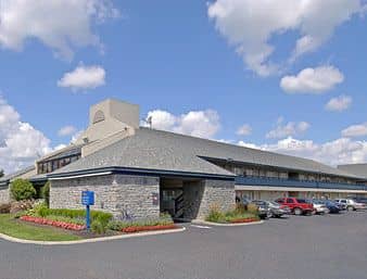 BAYMONT INN AND SUITES COLUMBUS