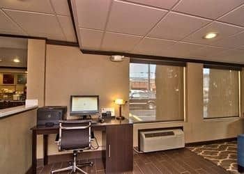 COMFORT INN CLARKS SUMMIT COMFORT INN CLARKS SUMMIT