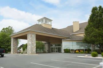 B.W Plus Revere Inn And Suites