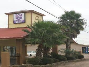 KNIGHTS INN BAY CITY
