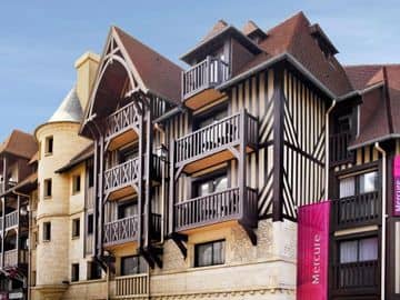 MERCURE YACHT CLUB