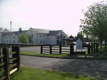 HOLIDAY INN GARDEN COURT AYLES HOLIDAY INN GARDEN COURT AYLES
