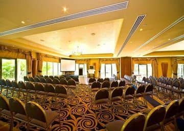 Parklake Hotel