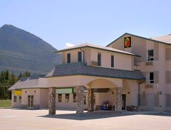 SUPER 8 INVERMERE