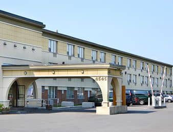 DAYS INN & CONFERENCE CENTRE - DAYS INN & CONFERENCE CENTRE -