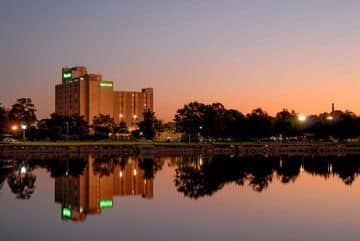 Mercure International Airport Mercure International Airport