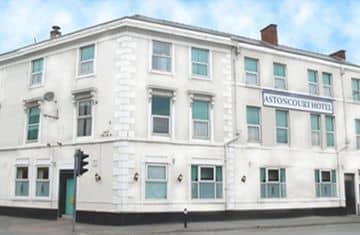 Smart Aston Court Hotel