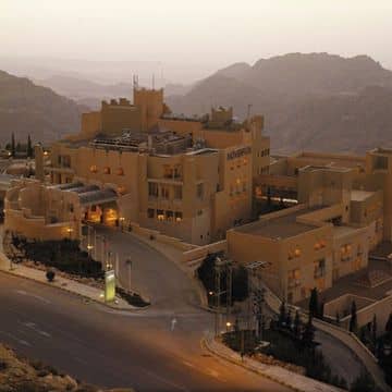 Movenpick Nabatean Castle Hotel