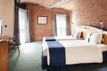 Holiday Inn Express Albert Doc Holiday Inn Express Albert Doc