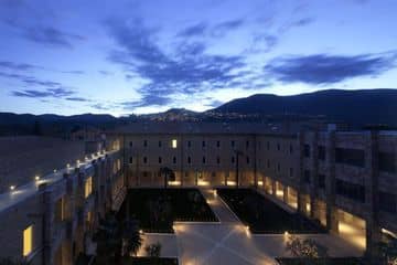 ORA DOMUS CENACOLO