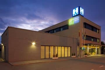 HOLIDAY INN EXPRESS ONDA - PRO HOLIDAY INN EXPRESS ONDA - PRO