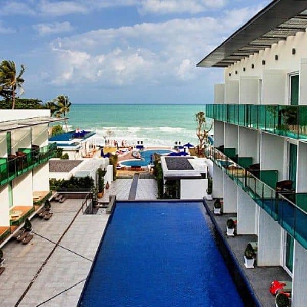 KC Beach Club & Pool Villas