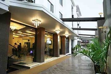 Hotel Bizzotel