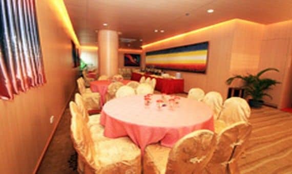 Crown Vista Batam Hotel