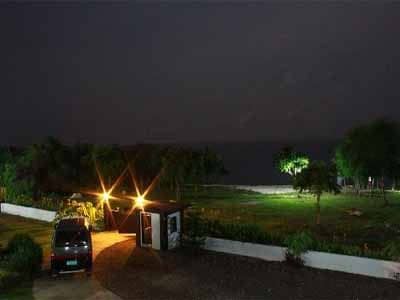 La Pernela Beachfront Resort