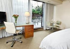 Georgetown Suites Harbour