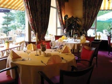 Fletcher Hotel Restaurant De Grote Zwaan Fletcher Hotel Restaurant De Grote Zwaan