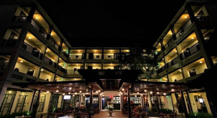 Baan Chart Hotel
