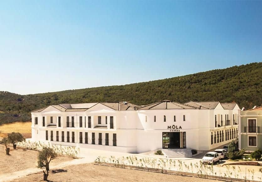 Mola Cunda Hotel